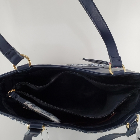 NWT Tommy Hilfiger tote - Picture 6 of 6